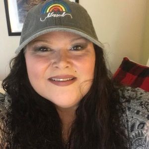 Meet your Posher, Malissa